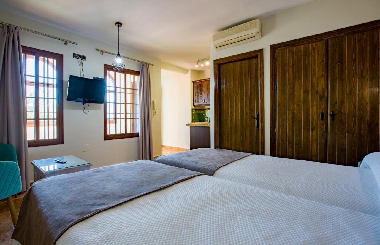 Hostal Don Joaquin אלורה מראה חיצוני תמונה