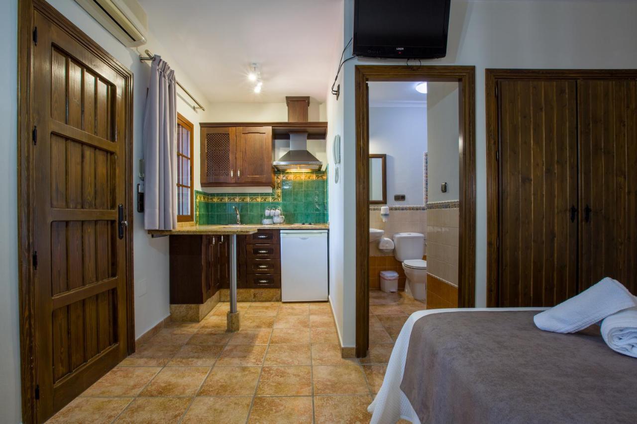 Hostal Don Joaquin אלורה מראה חיצוני תמונה