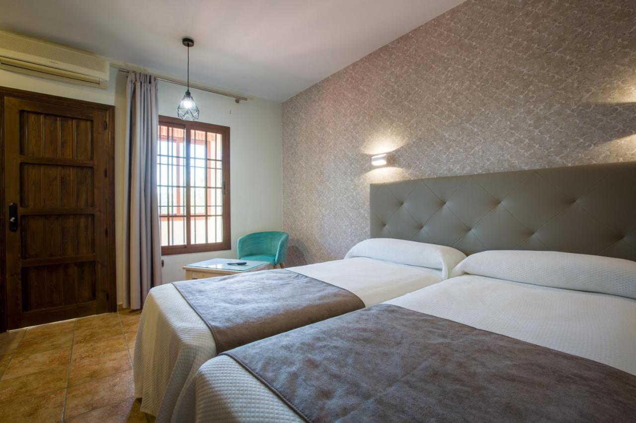 Hostal Don Joaquin אלורה מראה חיצוני תמונה